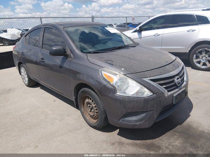 2015 NISSAN VERSA auction photo 1