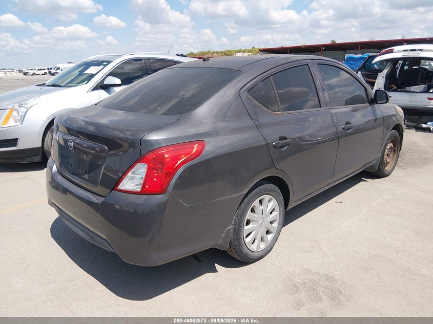 2015 NISSAN VERSA auction photo 4