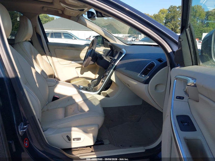 2014 VOLVO XC60 auction photo 5