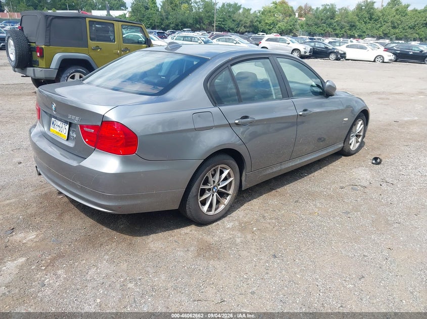 2011 BMW 328I auction photo 4
