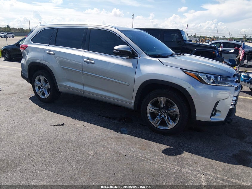 TOYOTA HIGHLANDER - zdjęcie 1