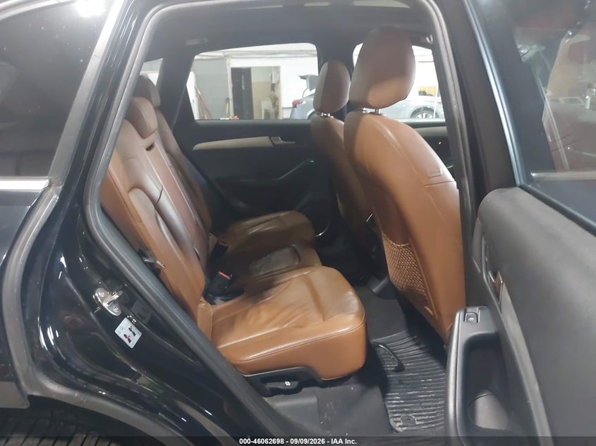 2011 AUDI Q5 auction photo 8