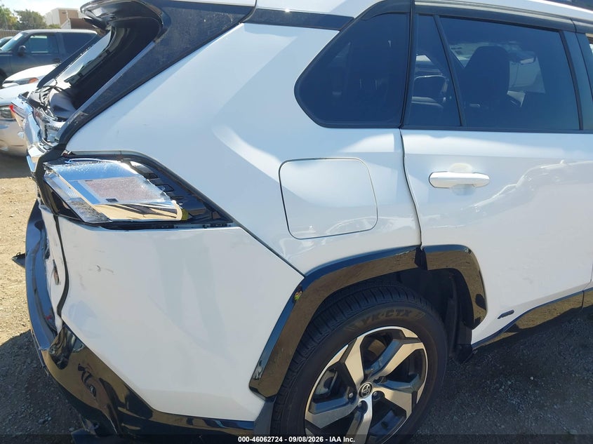 TOYOTA RAV4 PRIME - zdjęcie 18