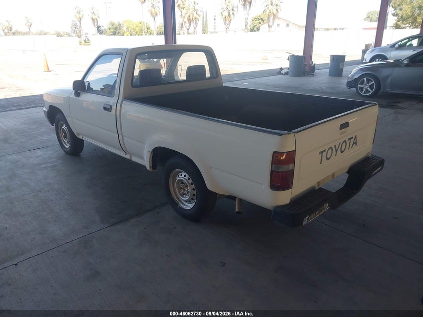 1993 TOYOTA PICKUP auction photo 3