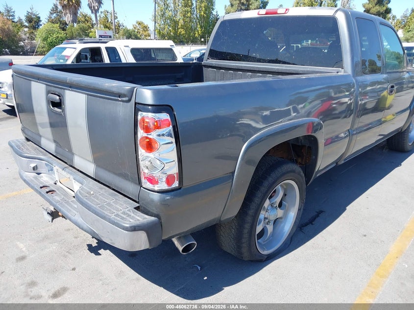 2001 CHEVROLET SILVERADO PICKUP 5.3L V-8 REGULAR , 285HP