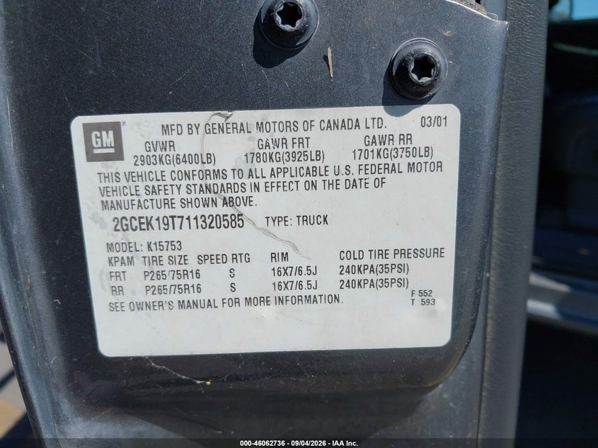 2001 CHEVROLET SILVERADO PICKUP 5.3L V-8 REGULAR , 285HP