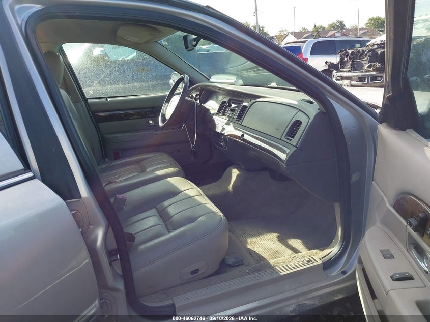 MERCURY GRAND MARQUIS 2010 VIN 2MEBM7FV3AX600943