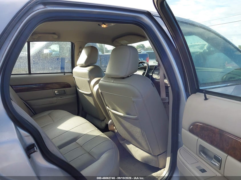 MERCURY GRAND MARQUIS 2010 VIN 2MEBM7FV3AX600943