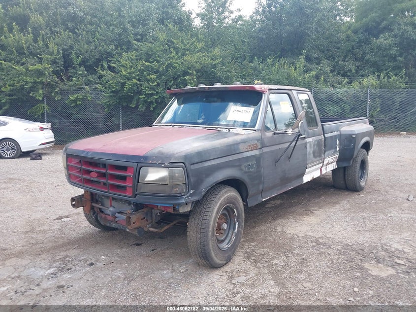 1997 FORD F-250 auction photo 2