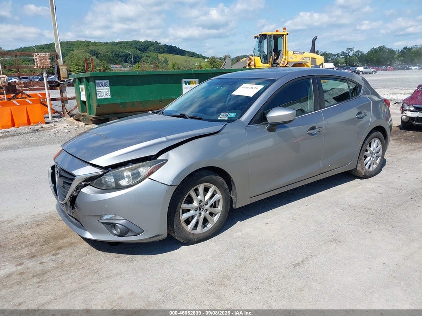 MAZDA MAZDA3 - zdjęcie 2