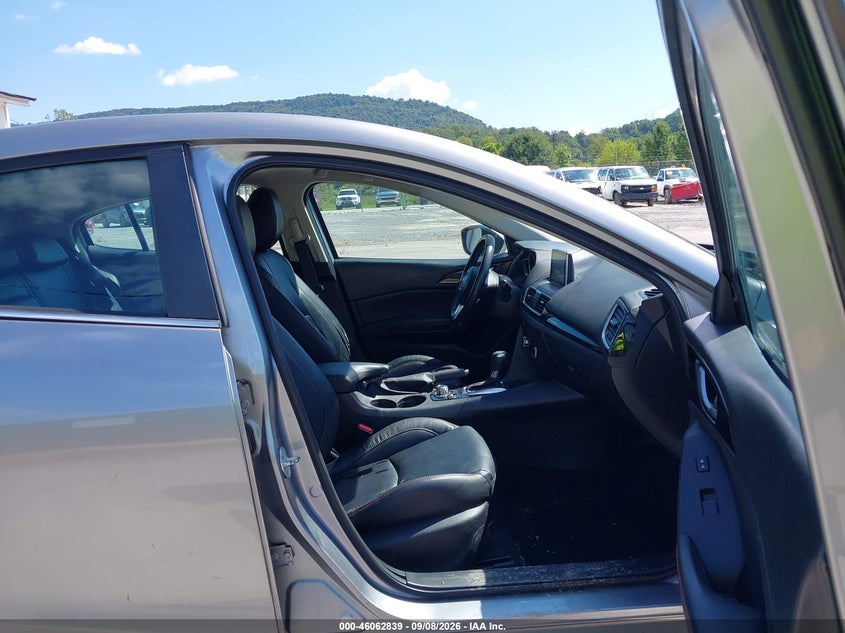 MAZDA MAZDA3 - zdjęcie 5