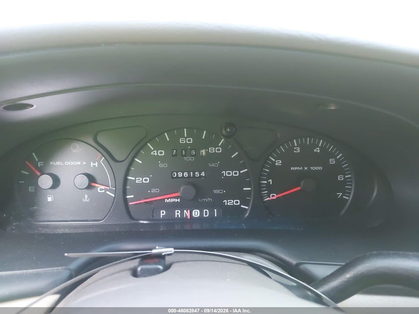 2002 FORD TAURUS auction photo 7