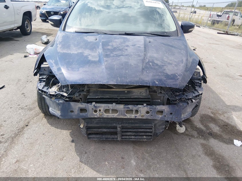 2016 FORD FOCUS SE · Фото 6