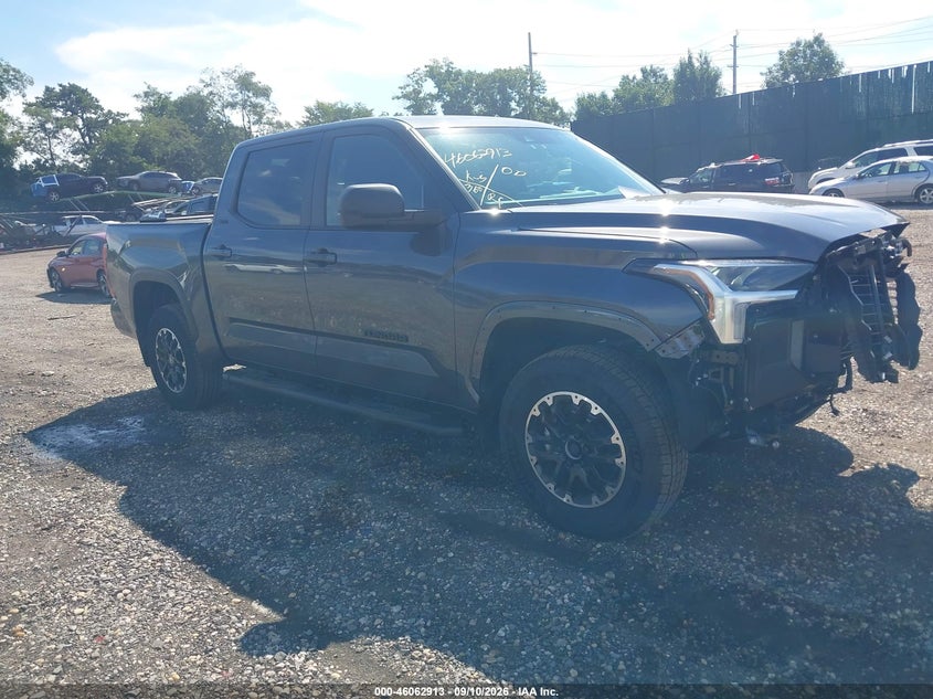 TOYOTA TUNDRA - zdjęcie 1