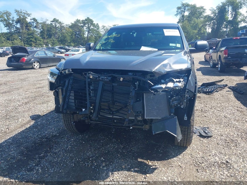 TOYOTA TUNDRA - zdjęcie 12