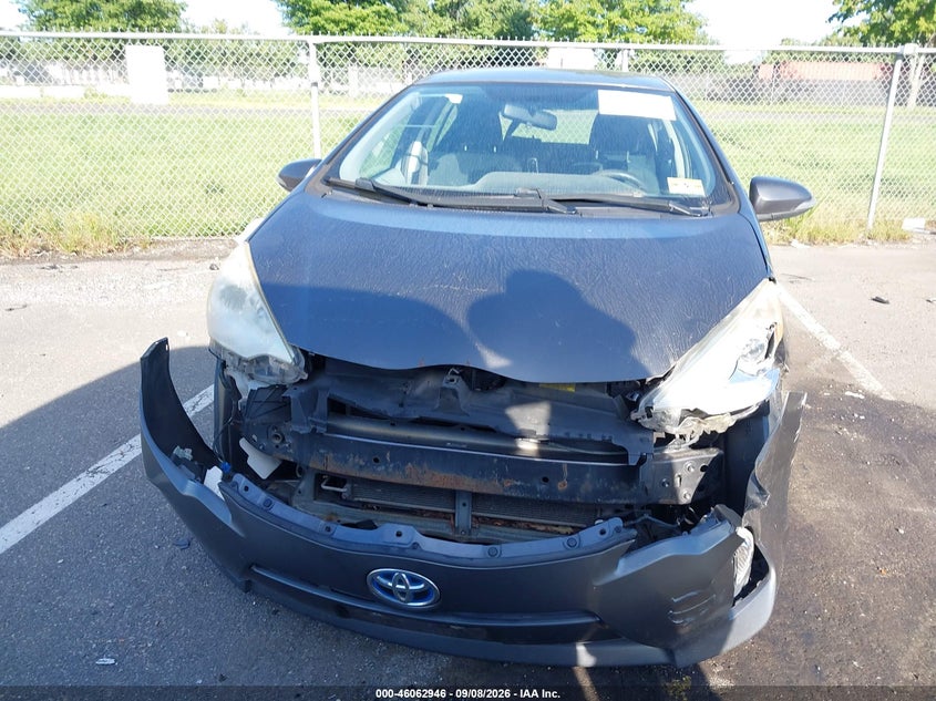 TOYOTA PRIUS C 2012 VIN JTDKDTB31C1028233