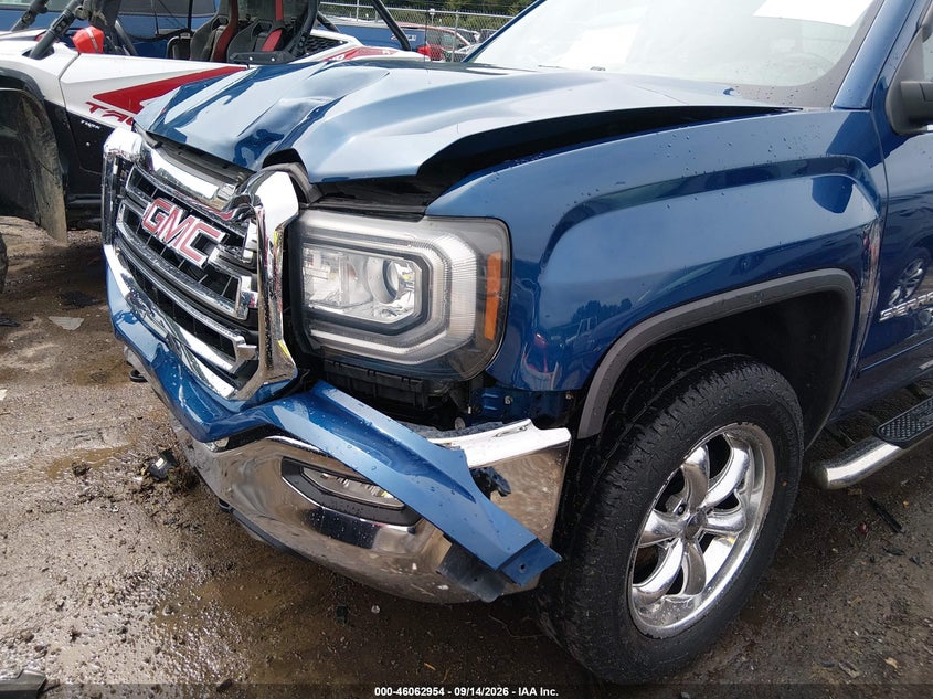 GMC SIERRA 1500 - zdjęcie 18