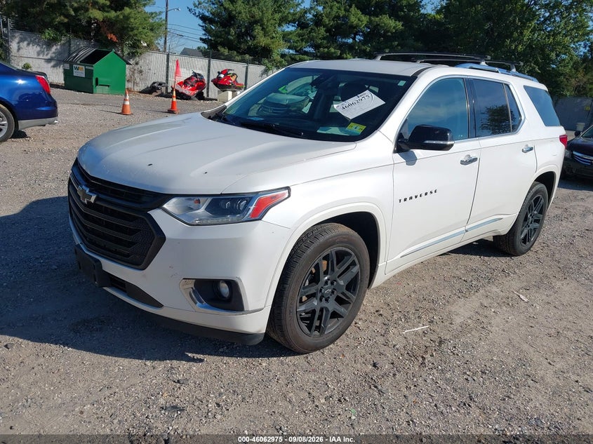2019 CHEVROLET TRAVERSE auction photo 2