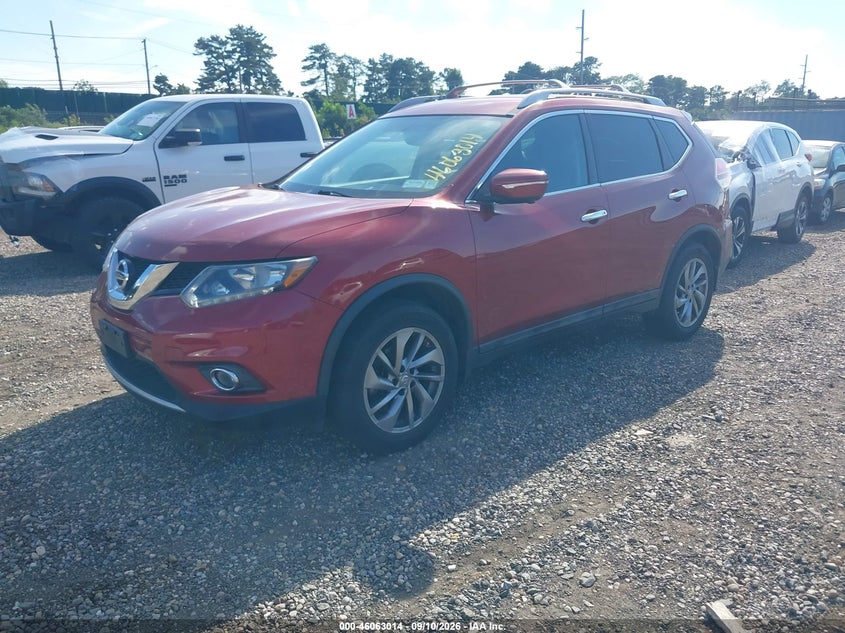 2015 NISSAN ROGUE auction photo 2