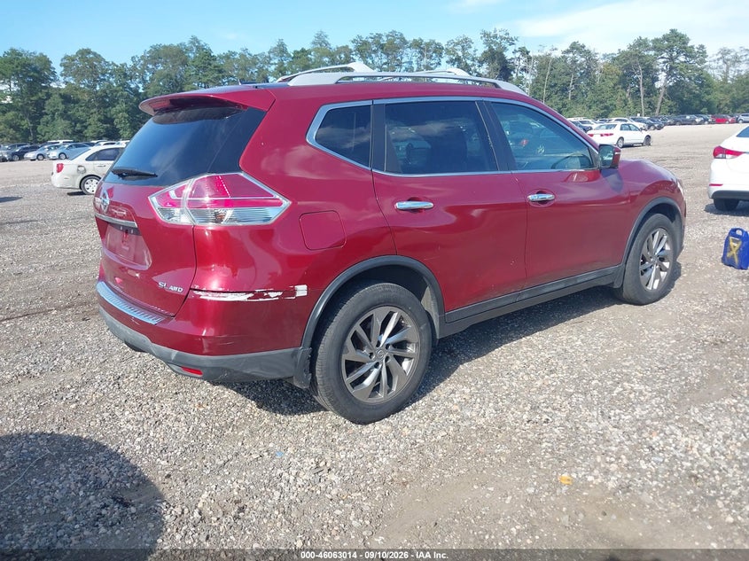 2015 NISSAN ROGUE auction photo 4