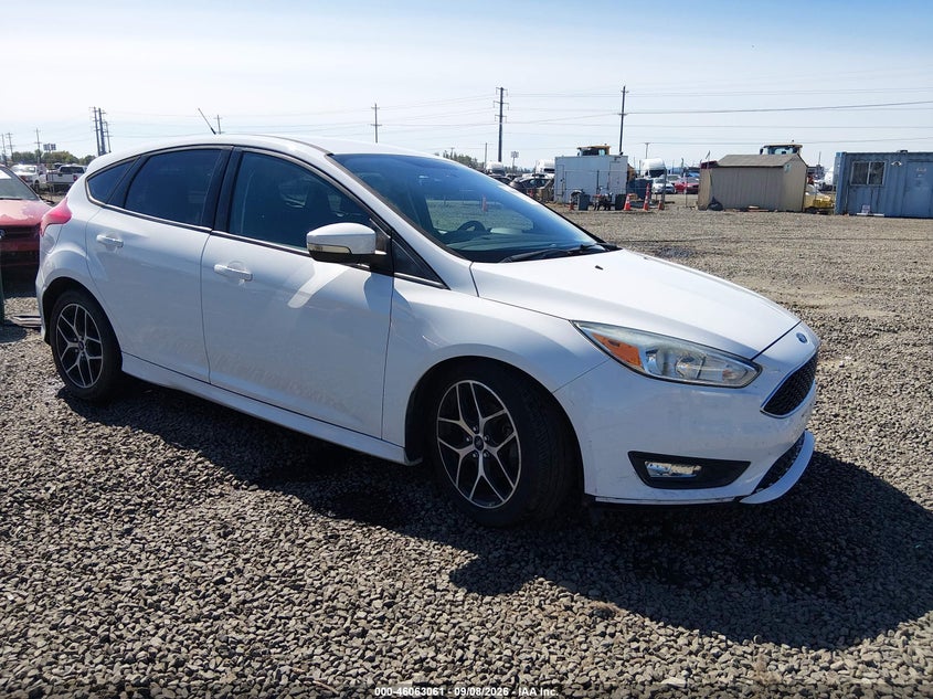 Vin: 1fadp3k2xgl289559, lot: 46562588, ford focus se 2016 img_1