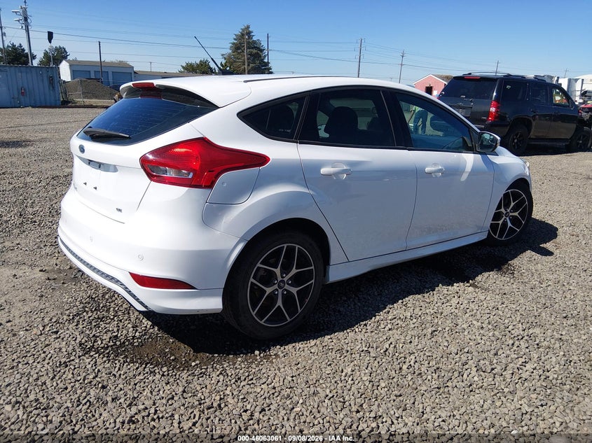Vin: 1fadp3k2xgl289559, lot: 46562588, ford focus se 20164