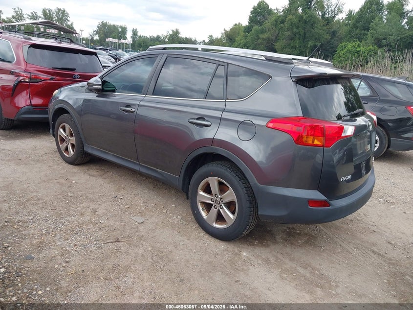 2015 TOYOTA RAV4 auction photo 3