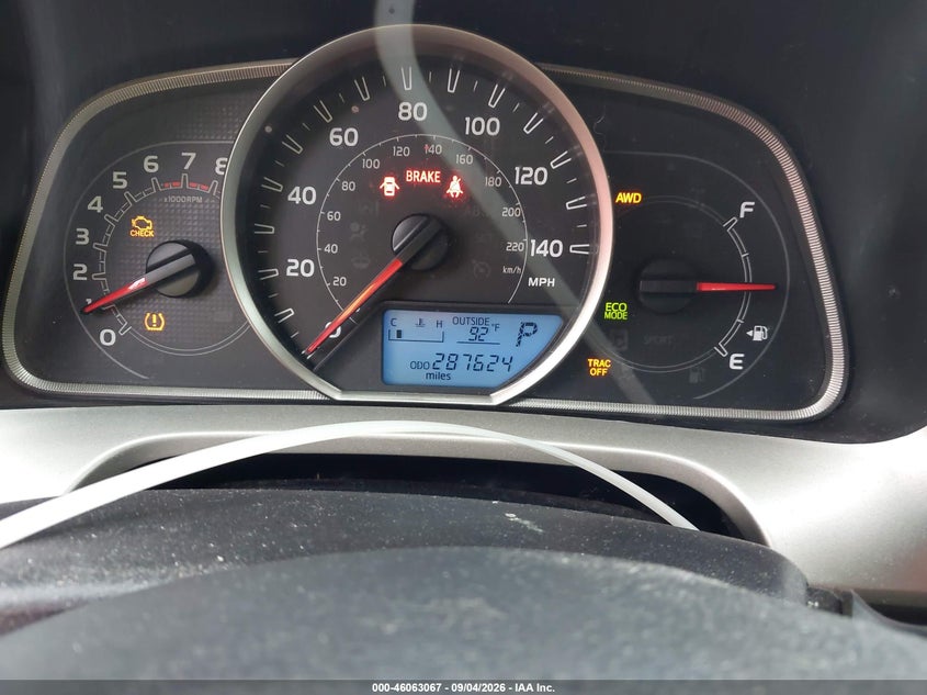 2015 TOYOTA RAV4 auction photo 7