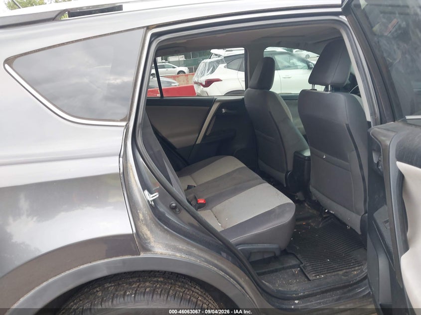 2015 TOYOTA RAV4 auction photo 8