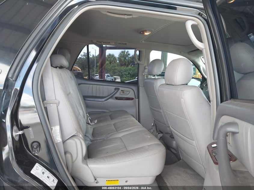 2005 TOYOTA SEQUOIA auction photo 8