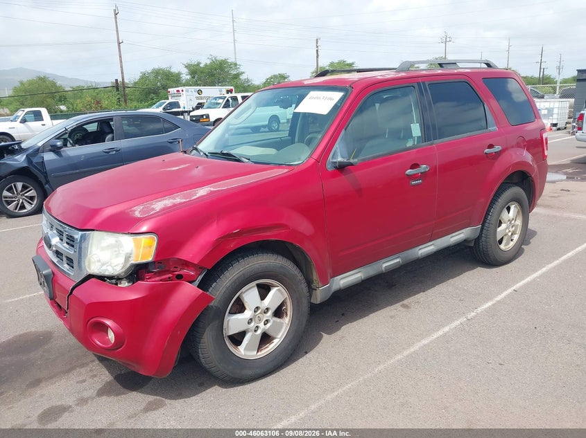 Vin: 1fmcu0d7xakd07833, lot: 46562633, ford escape xlt 20102