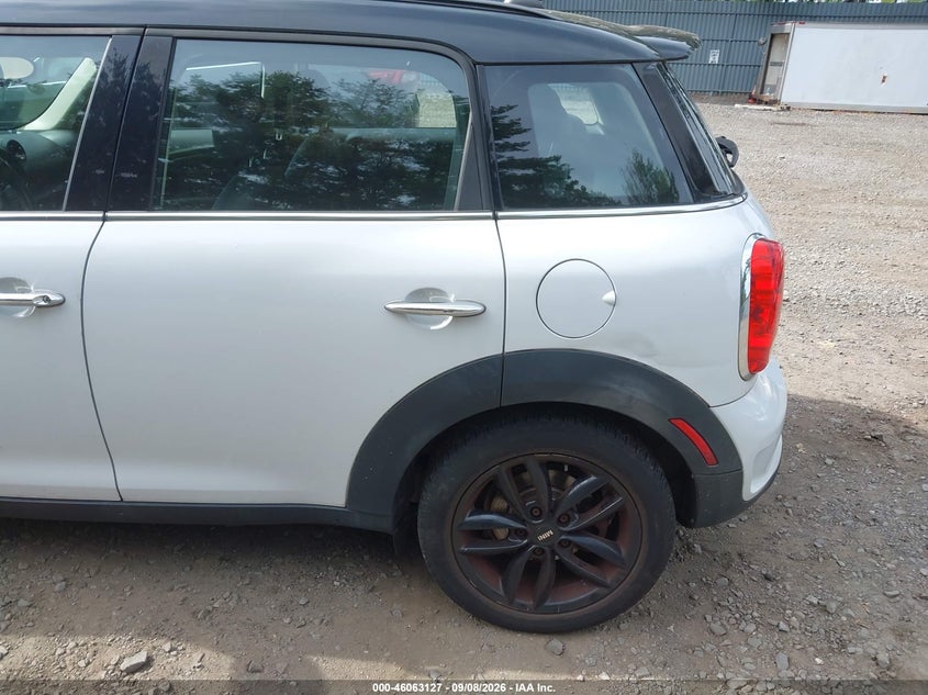 2013 MINI COUNTRYMAN auction photo 6