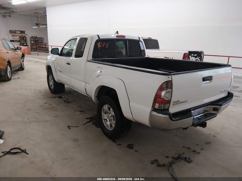 Vin: 5tfuu4en8fx113745, lot: 46562751, toyota tacoma base v6 20153