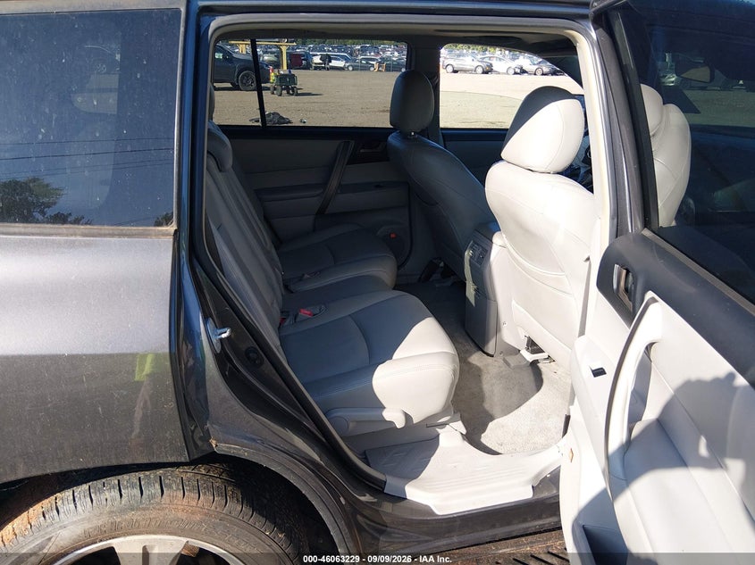 TOYOTA HIGHLANDER 2008 VIN JTEES43A282055461