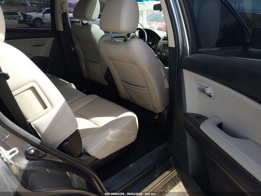 Фото 8 - MAZDA CX-9