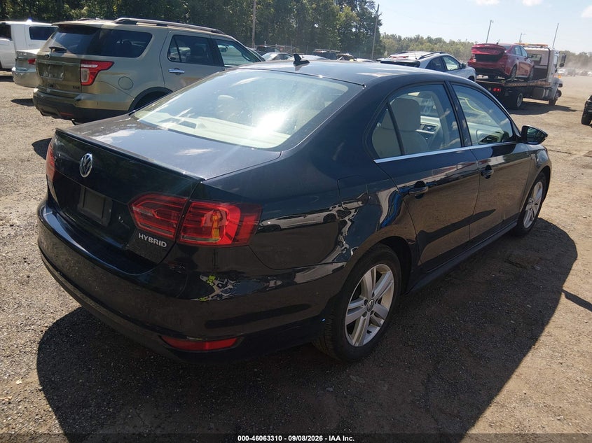 2013 VOLKSWAGEN JETTA HYBRID auction photo 4