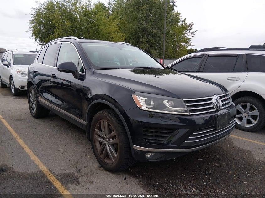 2016 VOLKSWAGEN TOUAREG auction photo 1