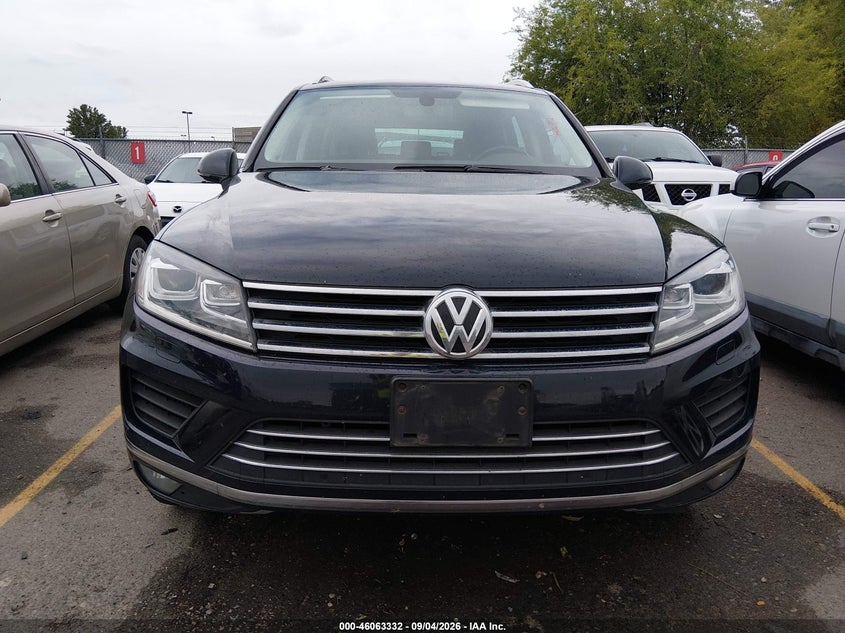 2016 VOLKSWAGEN TOUAREG auction photo 6