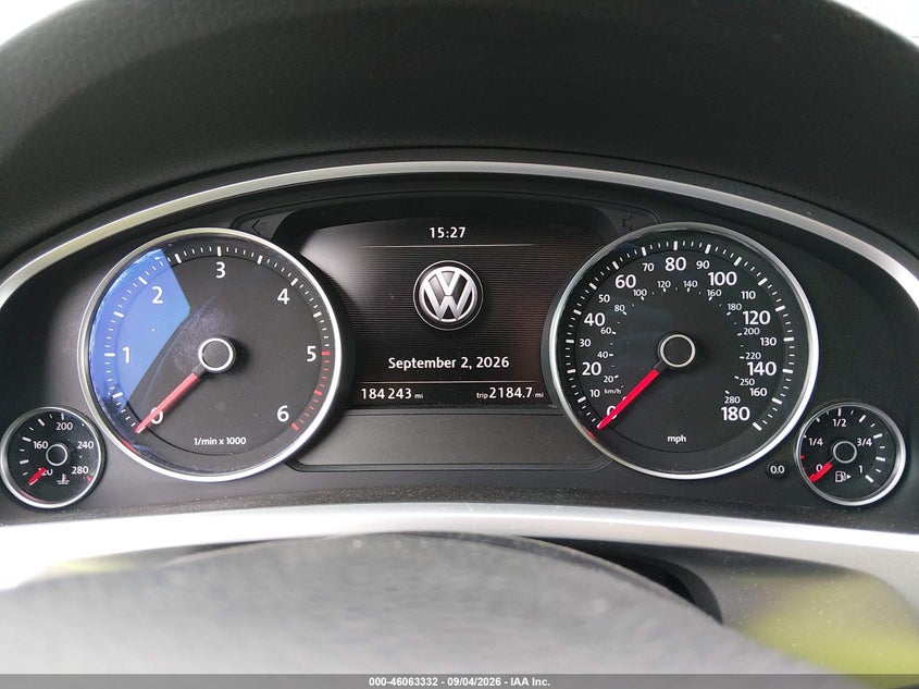 2016 VOLKSWAGEN TOUAREG auction photo 7