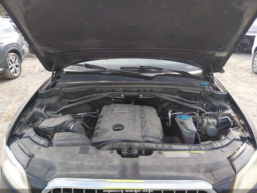AUDI Q5 2013 VIN WA1LFAFPXDA042708