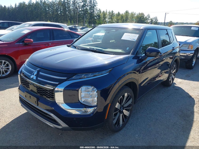 2026 MITSUBISHI OUTLANDER auction photo 2