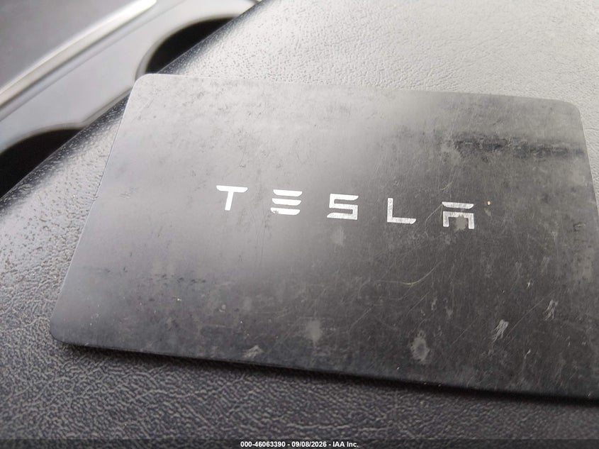 TESLA MODEL Y - zdjęcie 11