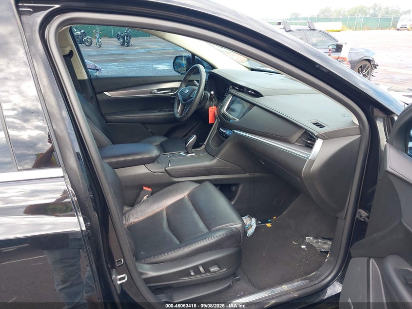CADILLAC XT5 - zdjęcie 5