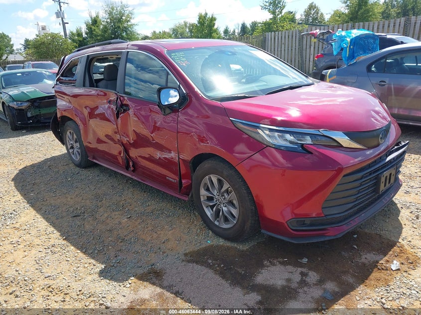 TOYOTA SIENNA - zdjęcie 1