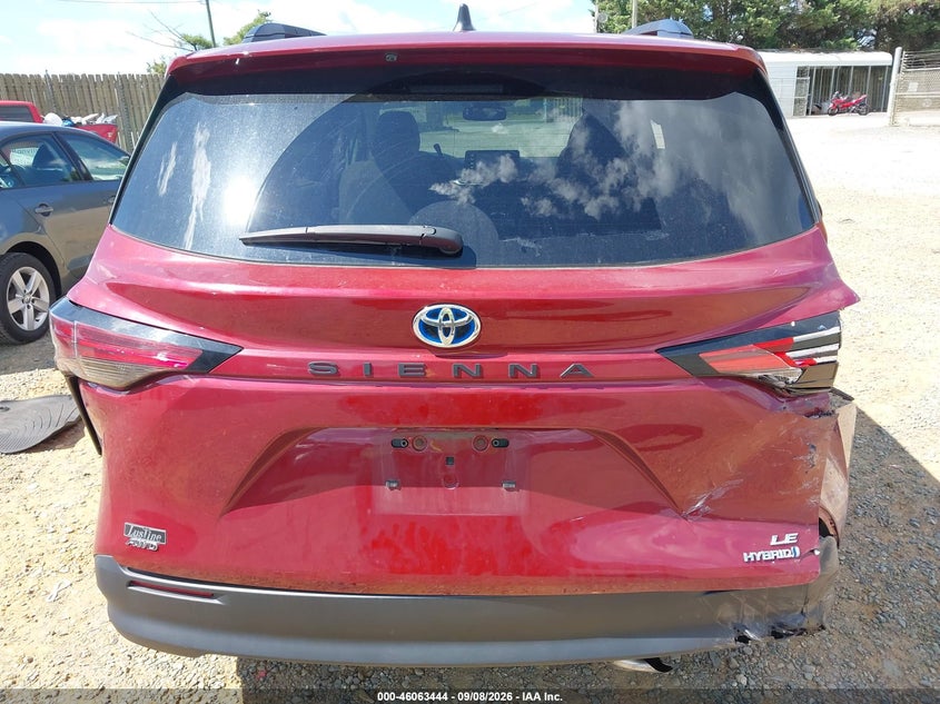 TOYOTA SIENNA - zdjęcie 17
