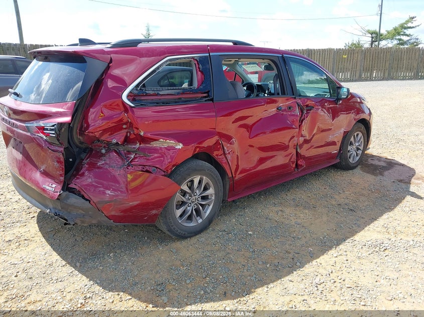 TOYOTA SIENNA - zdjęcie 4