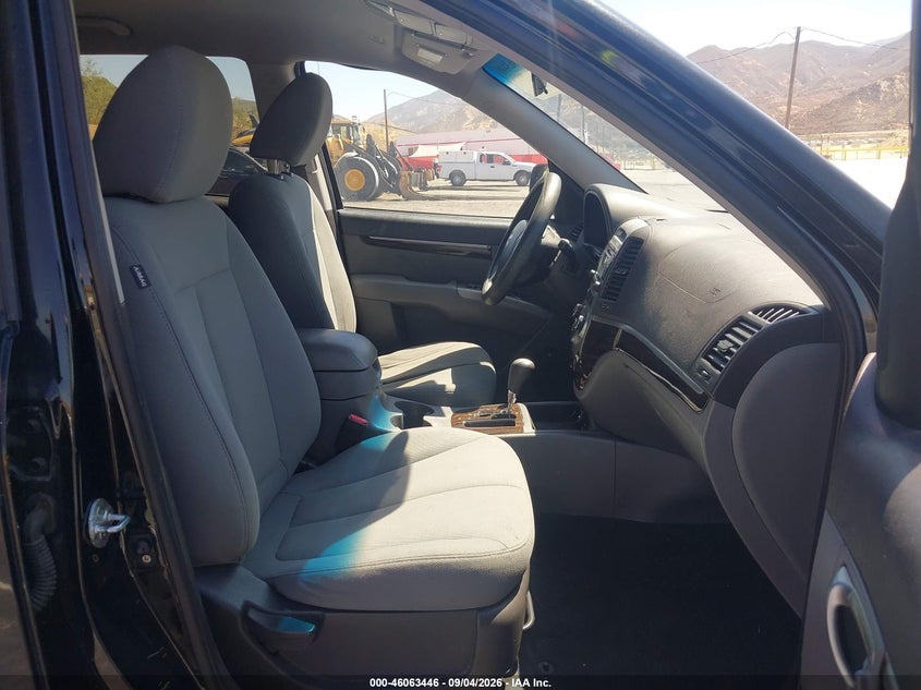 2010 HYUNDAI SANTA FE SPORT UTILITY VEHICLE 2.4L I-4 DOHC, VVT, REGULAR , 175HP