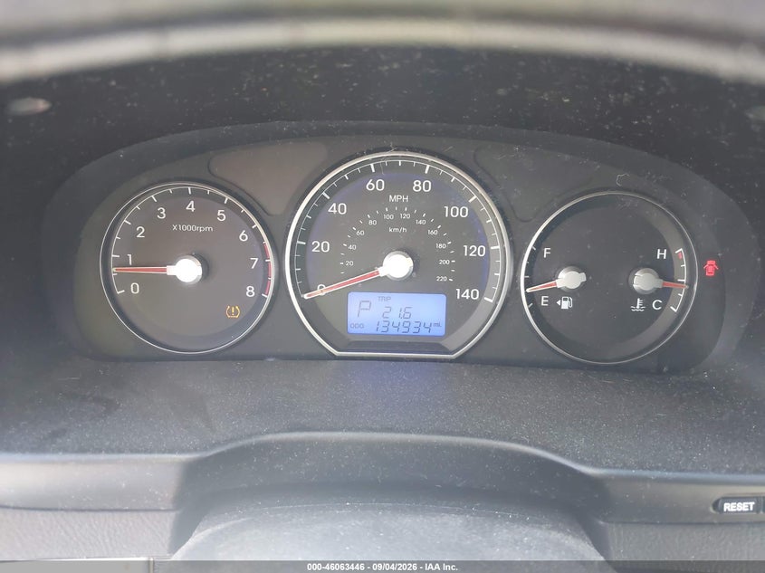 2010 HYUNDAI SANTA FE SPORT UTILITY VEHICLE 2.4L I-4 DOHC, VVT, REGULAR , 175HP