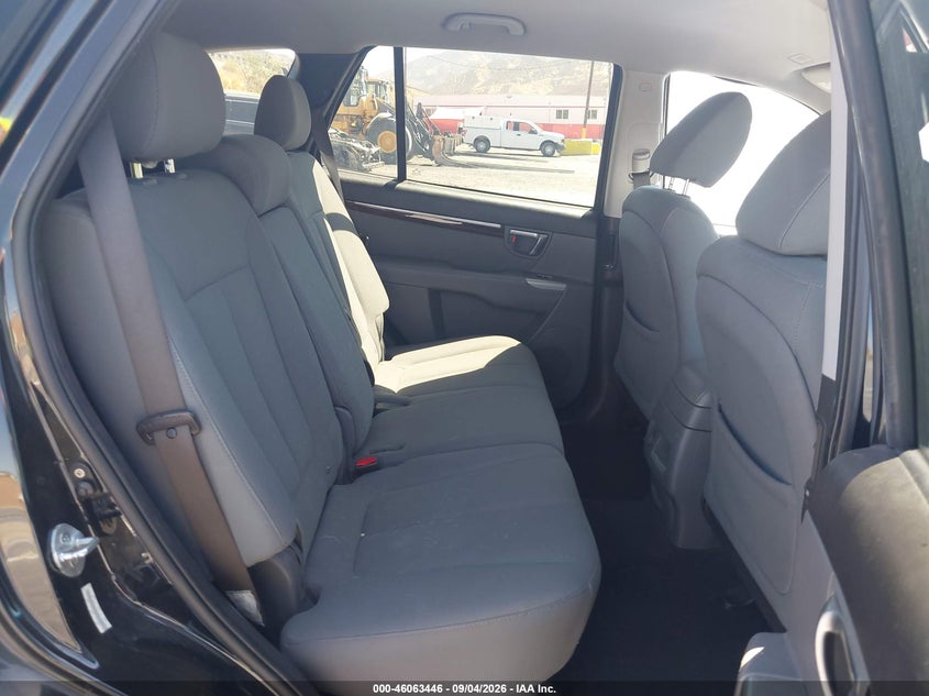 2010 HYUNDAI SANTA FE SPORT UTILITY VEHICLE 2.4L I-4 DOHC, VVT, REGULAR , 175HP