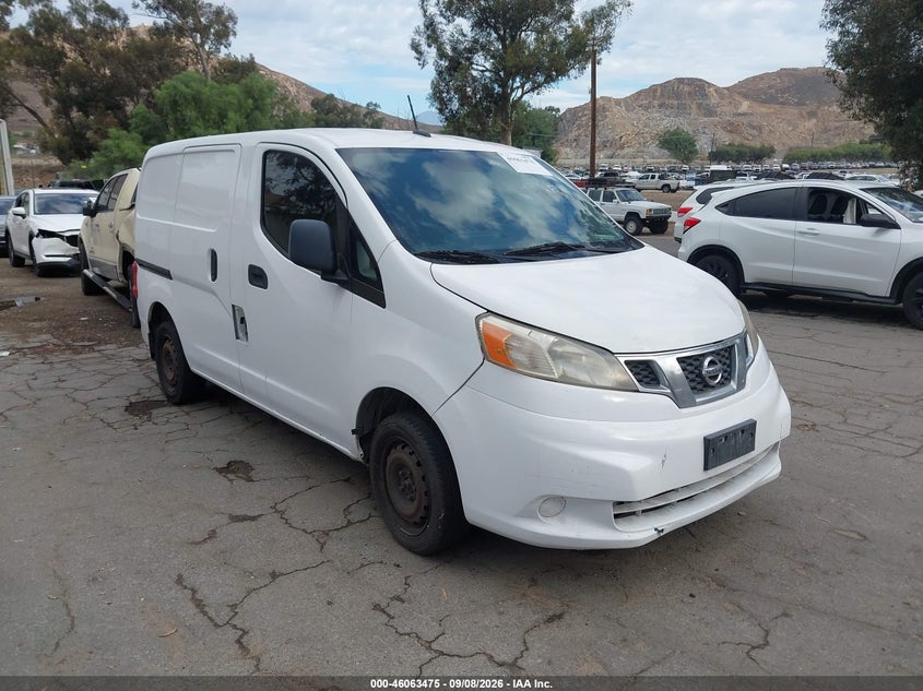 2015 NISSAN NV200 auction photo 1